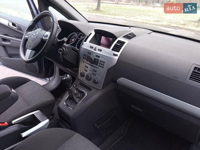 Синій Опель Зафіра, об'ємом двигуна 1.8 л та пробігом 169 тис. км за 7699 $, фото 69 на Automoto.ua