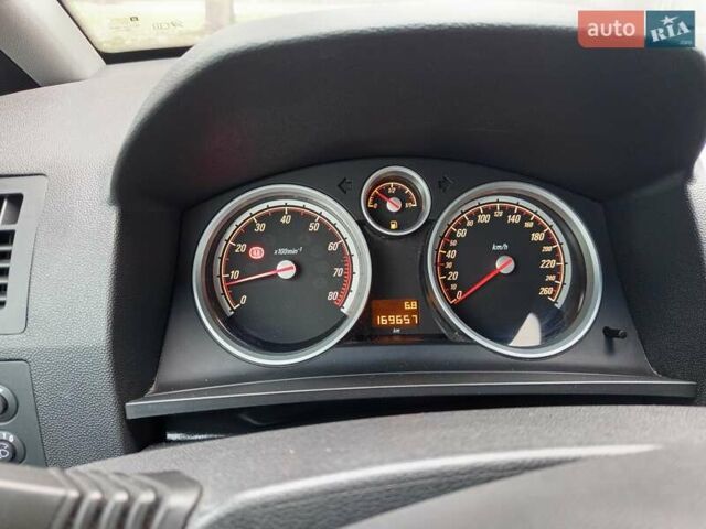 Синій Опель Зафіра, об'ємом двигуна 1.8 л та пробігом 169 тис. км за 7699 $, фото 93 на Automoto.ua