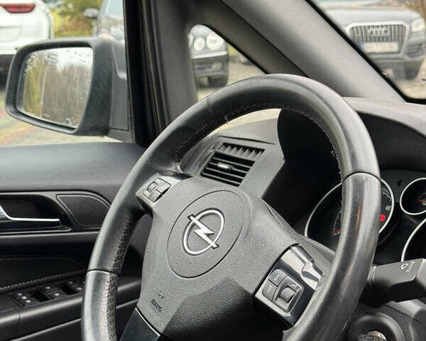 Синий Опель Зафира, объемом двигателя 1.7 л и пробегом 197 тыс. км за 8150 $, фото 35 на Automoto.ua