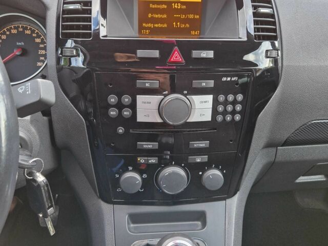 Синій Опель Зафіра, об'ємом двигуна 1.6 л та пробігом 177 тис. км за 7700 $, фото 18 на Automoto.ua