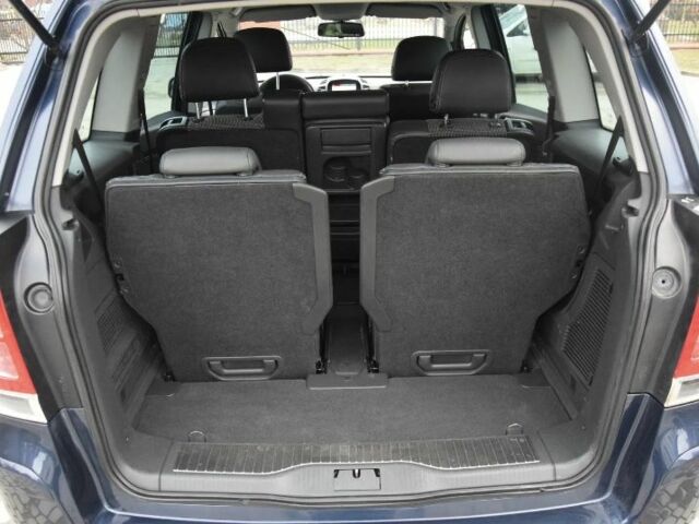 Синий Опель Зафира, объемом двигателя 1.8 л и пробегом 188 тыс. км за 4950 $, фото 14 на Automoto.ua