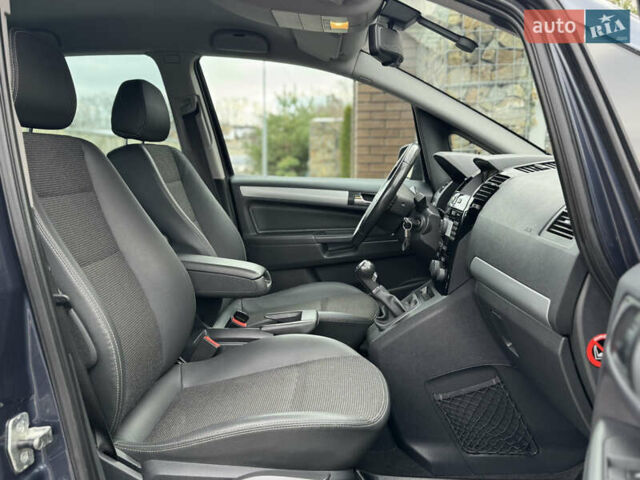 Синій Опель Зафіра, об'ємом двигуна 1.7 л та пробігом 197 тис. км за 7399 $, фото 36 на Automoto.ua