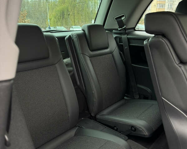 Синий Опель Зафира, объемом двигателя 1.7 л и пробегом 197 тыс. км за 8150 $, фото 38 на Automoto.ua