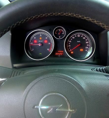 Синий Опель Зафира, объемом двигателя 1.7 л и пробегом 340 тыс. км за 6800 $, фото 8 на Automoto.ua