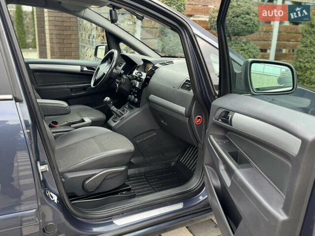 Синій Опель Зафіра, об'ємом двигуна 1.7 л та пробігом 197 тис. км за 7399 $, фото 32 на Automoto.ua