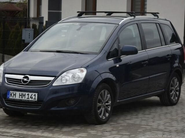 Синий Опель Зафира, объемом двигателя 1.8 л и пробегом 188 тыс. км за 4950 $, фото 1 на Automoto.ua