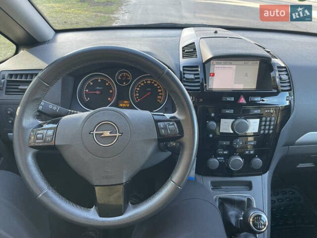 Синій Опель Зафіра, об'ємом двигуна 1.7 л та пробігом 193 тис. км за 6600 $, фото 25 на Automoto.ua