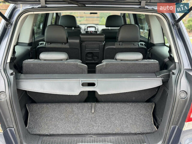 Синій Опель Зафіра, об'ємом двигуна 1.7 л та пробігом 197 тис. км за 7399 $, фото 62 на Automoto.ua