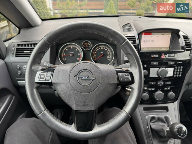 Синій Опель Зафіра, об'ємом двигуна 1.7 л та пробігом 197 тис. км за 7399 $, фото 38 на Automoto.ua