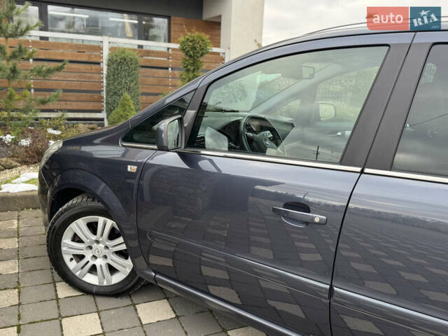 Синій Опель Зафіра, об'ємом двигуна 1.7 л та пробігом 197 тис. км за 7399 $, фото 22 на Automoto.ua