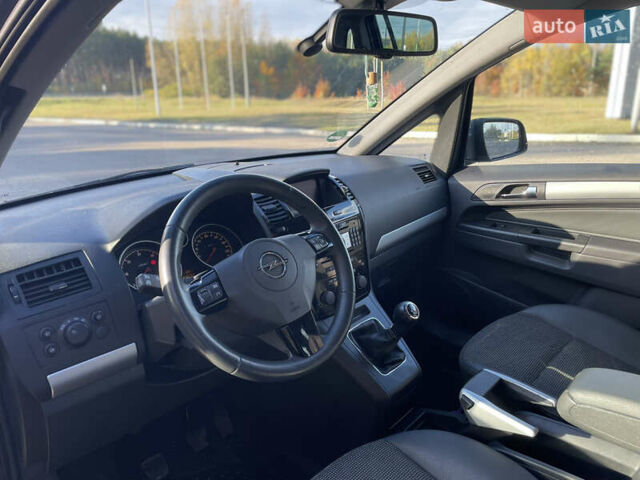 Синій Опель Зафіра, об'ємом двигуна 1.7 л та пробігом 193 тис. км за 6600 $, фото 23 на Automoto.ua