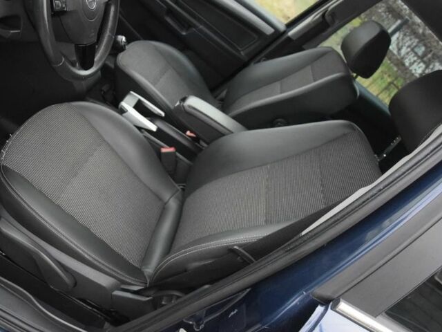 Синий Опель Зафира, объемом двигателя 1.8 л и пробегом 188 тыс. км за 4950 $, фото 17 на Automoto.ua