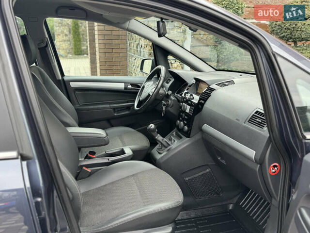 Синій Опель Зафіра, об'ємом двигуна 1.7 л та пробігом 197 тис. км за 7399 $, фото 33 на Automoto.ua