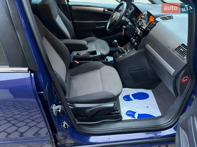 Синій Опель Зафіра, об'ємом двигуна 1.8 л та пробігом 151 тис. км за 6999 $, фото 19 на Automoto.ua