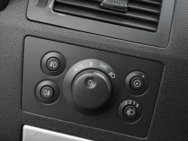 Синий Опель Зафира, объемом двигателя 1.8 л и пробегом 188 тыс. км за 4950 $, фото 20 на Automoto.ua