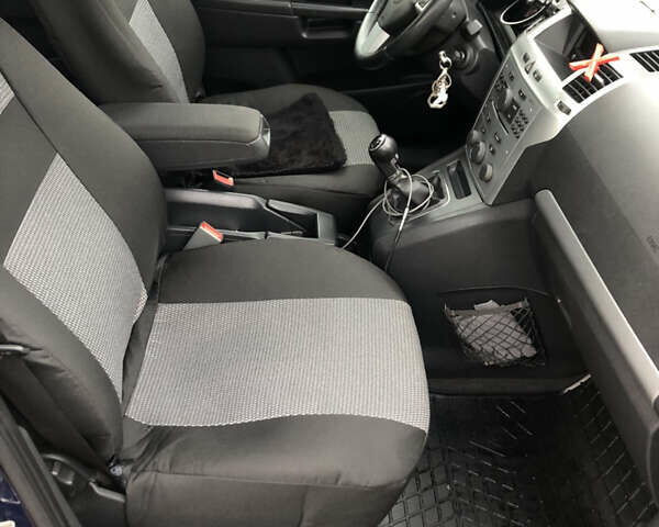 Синий Опель Зафира, объемом двигателя 1.69 л и пробегом 270 тыс. км за 7700 $, фото 22 на Automoto.ua