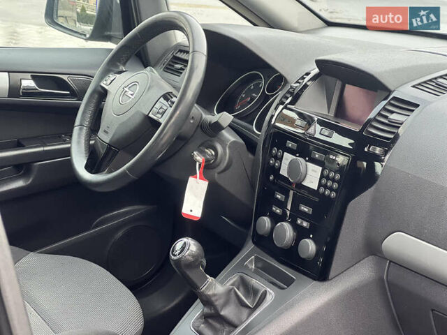 Синій Опель Зафіра, об'ємом двигуна 1.7 л та пробігом 188 тис. км за 8200 $, фото 40 на Automoto.ua