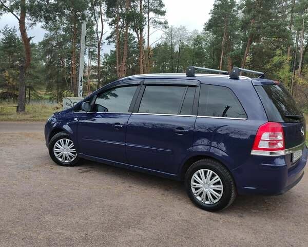 Синій Опель Зафіра, об'ємом двигуна 1.6 л та пробігом 237 тис. км за 7000 $, фото 18 на Automoto.ua