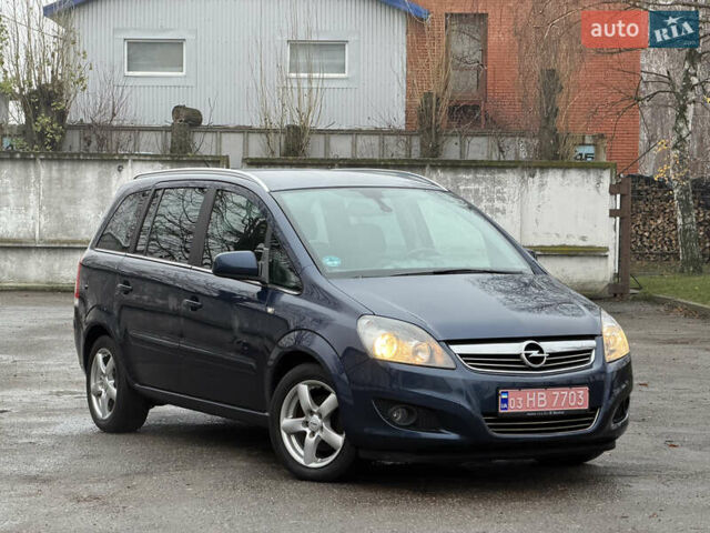 Синій Опель Зафіра, об'ємом двигуна 1.6 л та пробігом 207 тис. км за 7400 $, фото 13 на Automoto.ua