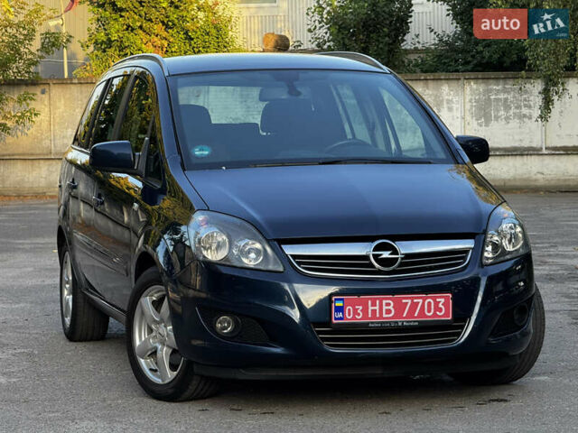 Синий Опель Зафира, объемом двигателя 1.6 л и пробегом 192 тыс. км за 7400 $, фото 2 на Automoto.ua