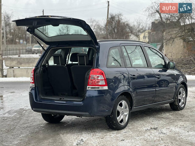 Синій Опель Зафіра, об'ємом двигуна 1.7 л та пробігом 188 тис. км за 8200 $, фото 21 на Automoto.ua