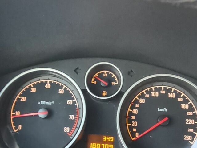 Синий Опель Зафира, объемом двигателя 1.6 л и пробегом 188 тыс. км за 7300 $, фото 7 на Automoto.ua