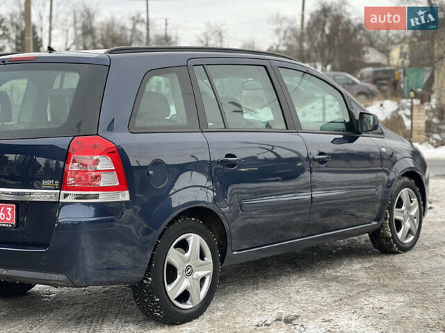 Синій Опель Зафіра, об'ємом двигуна 1.7 л та пробігом 188 тис. км за 8200 $, фото 10 на Automoto.ua
