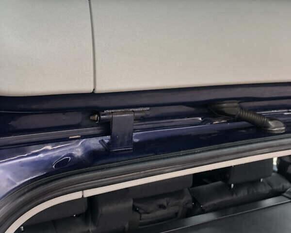 Синий Опель Зафира, объемом двигателя 1.69 л и пробегом 270 тыс. км за 7700 $, фото 15 на Automoto.ua