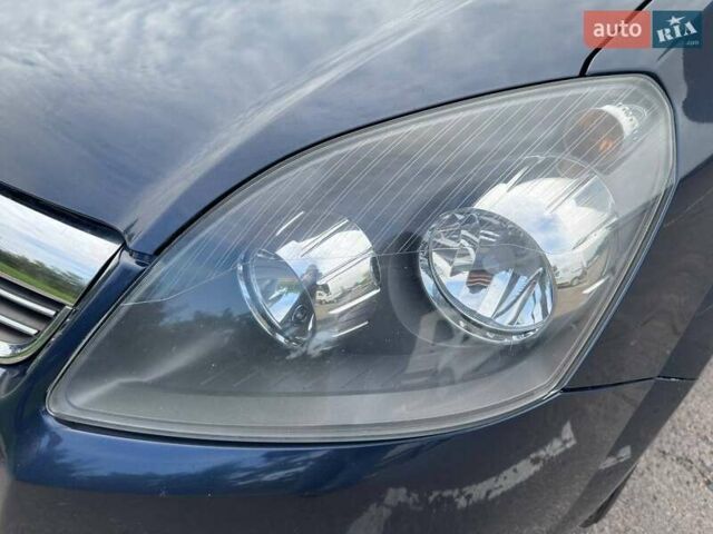 Опель Зафира 2012 в Ровно на Automoto.ua Синий Опель Зафира, объемом двигателя 1.69 л и пробегом 286 тыс. км за 7400 $, фото 4 на Automoto.ua