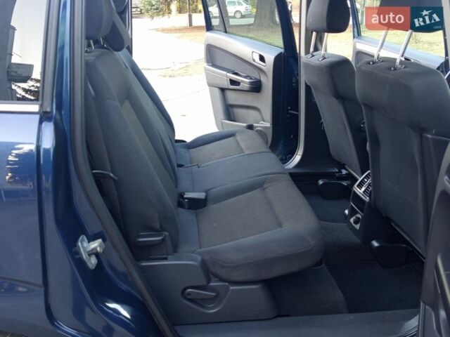 Синій Опель Зафіра, об'ємом двигуна 1.7 л та пробігом 224 тис. км за 8049 $, фото 6 на Automoto.ua