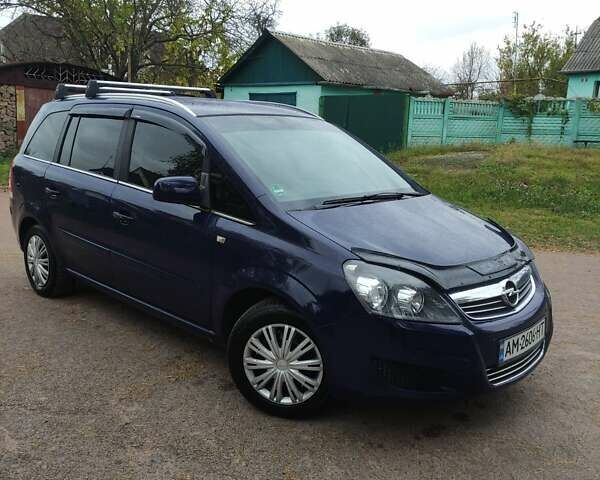 Синій Опель Зафіра, об'ємом двигуна 1.6 л та пробігом 237 тис. км за 7000 $, фото 4 на Automoto.ua