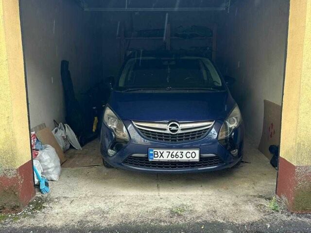 Синий Опель Зафира, объемом двигателя 2 л и пробегом 246 тыс. км за 7500 $, фото 5 на Automoto.ua
