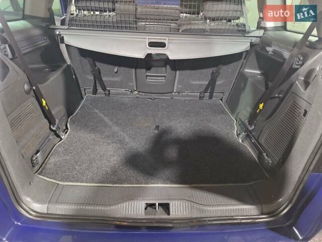 Синий Опель Зафира, объемом двигателя 1.6 л и пробегом 181 тыс. км за 7500 $, фото 33 на Automoto.ua