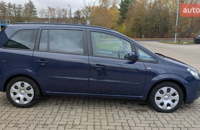 Синій Опель Зафіра, об'ємом двигуна 1.6 л та пробігом 180 тис. км за 6300 $, фото 2 на Automoto.ua