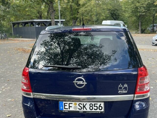 Синий Опель Зафира, объемом двигателя 1.8 л и пробегом 240 тыс. км за 4800 $, фото 2 на Automoto.ua