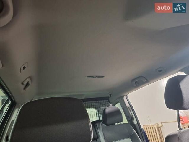 Синий Опель Зафира, объемом двигателя 1.6 л и пробегом 181 тыс. км за 7500 $, фото 21 на Automoto.ua