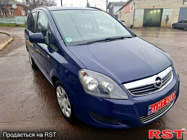 Синий Опель Зафира, объемом двигателя 1.6 л и пробегом 181 тыс. км за 7700 $, фото 2 на Automoto.ua