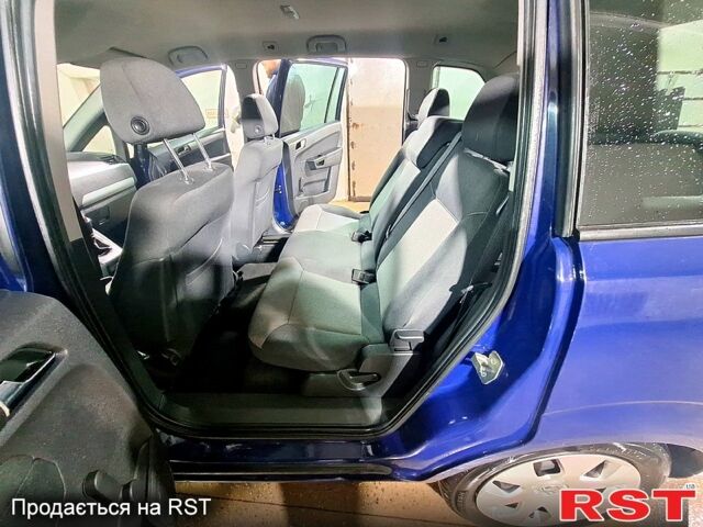 Синий Опель Зафира, объемом двигателя 1.6 л и пробегом 181 тыс. км за 7700 $, фото 12 на Automoto.ua