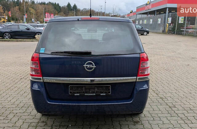 Синій Опель Зафіра, об'ємом двигуна 1.6 л та пробігом 180 тис. км за 6300 $, фото 5 на Automoto.ua