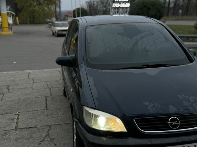 Синий Опель Зафира, объемом двигателя 0 л и пробегом 240 тыс. км за 1900 $, фото 1 на Automoto.ua