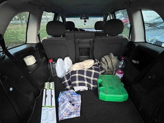 Синий Опель Зафира, объемом двигателя 1.6 л и пробегом 183 тыс. км за 3850 $, фото 9 на Automoto.ua