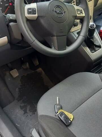 Синій Опель Зафіра, об'ємом двигуна 1.7 л та пробігом 210 тис. км за 6450 $, фото 5 на Automoto.ua