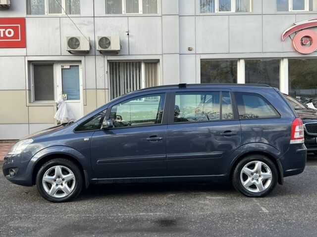 Синий Опель Зафира, объемом двигателя 1.8 л и пробегом 170 тыс. км за 6300 $, фото 7 на Automoto.ua