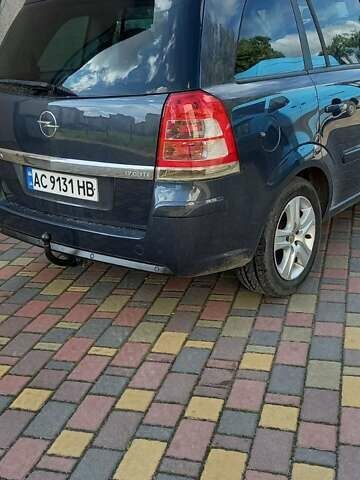 Синій Опель Зафіра, об'ємом двигуна 1.7 л та пробігом 210 тис. км за 6450 $, фото 3 на Automoto.ua