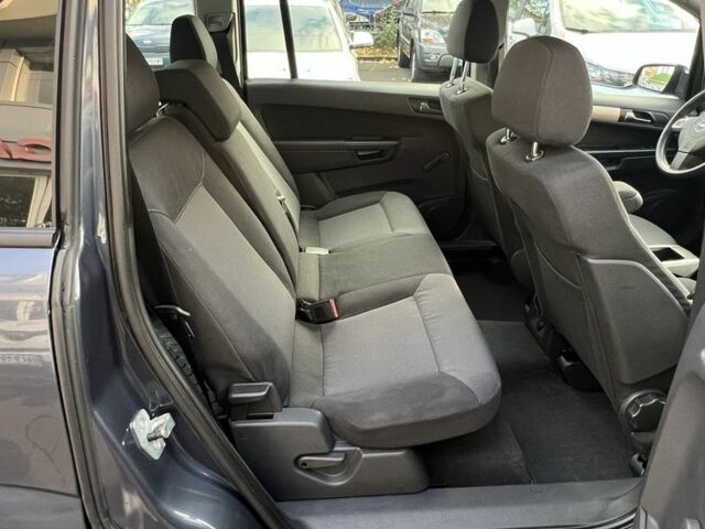 Синий Опель Зафира, объемом двигателя 1.8 л и пробегом 170 тыс. км за 6300 $, фото 14 на Automoto.ua