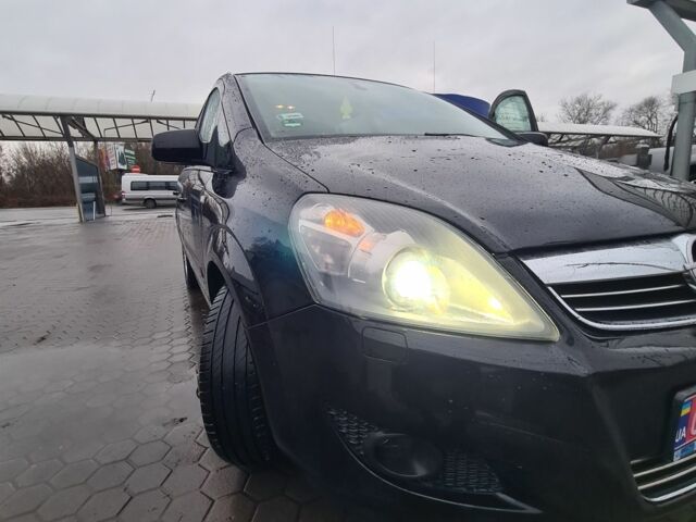 Синий Опель Зафира, объемом двигателя 1.8 л и пробегом 196 тыс. км за 7200 $, фото 6 на Automoto.ua