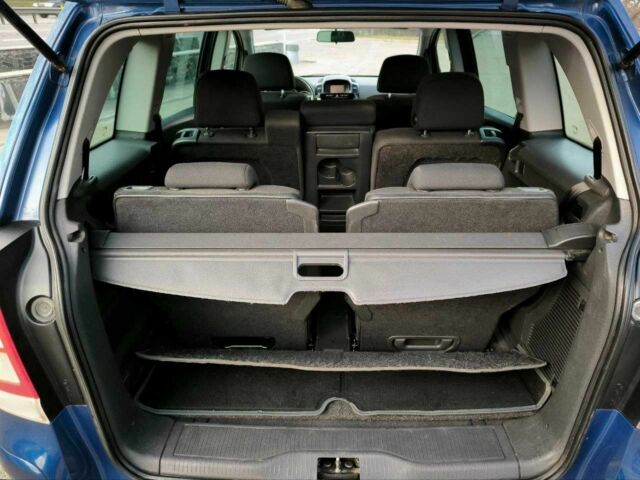 Синій Опель Зафіра, об'ємом двигуна 1.7 л та пробігом 270 тис. км за 3769 $, фото 8 на Automoto.ua