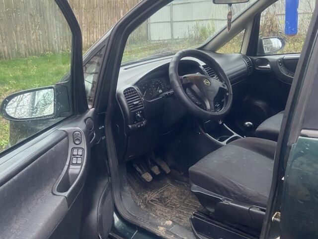 Зеленый Опель Зафира, объемом двигателя 2 л и пробегом 330 тыс. км за 2324 $, фото 6 на Automoto.ua