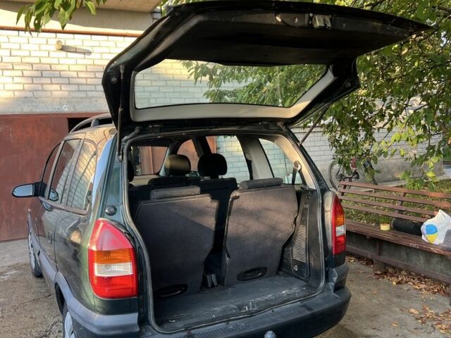 Зеленый Опель Зафира, объемом двигателя 1.8 л и пробегом 270 тыс. км за 3200 $, фото 4 на Automoto.ua