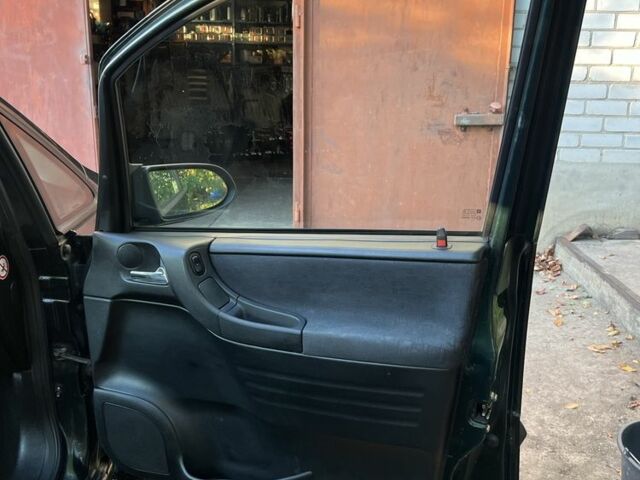 Зеленый Опель Зафира, объемом двигателя 1.8 л и пробегом 270 тыс. км за 3200 $, фото 10 на Automoto.ua